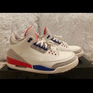 Jordan 3 International Flight Size 6.5 Youth